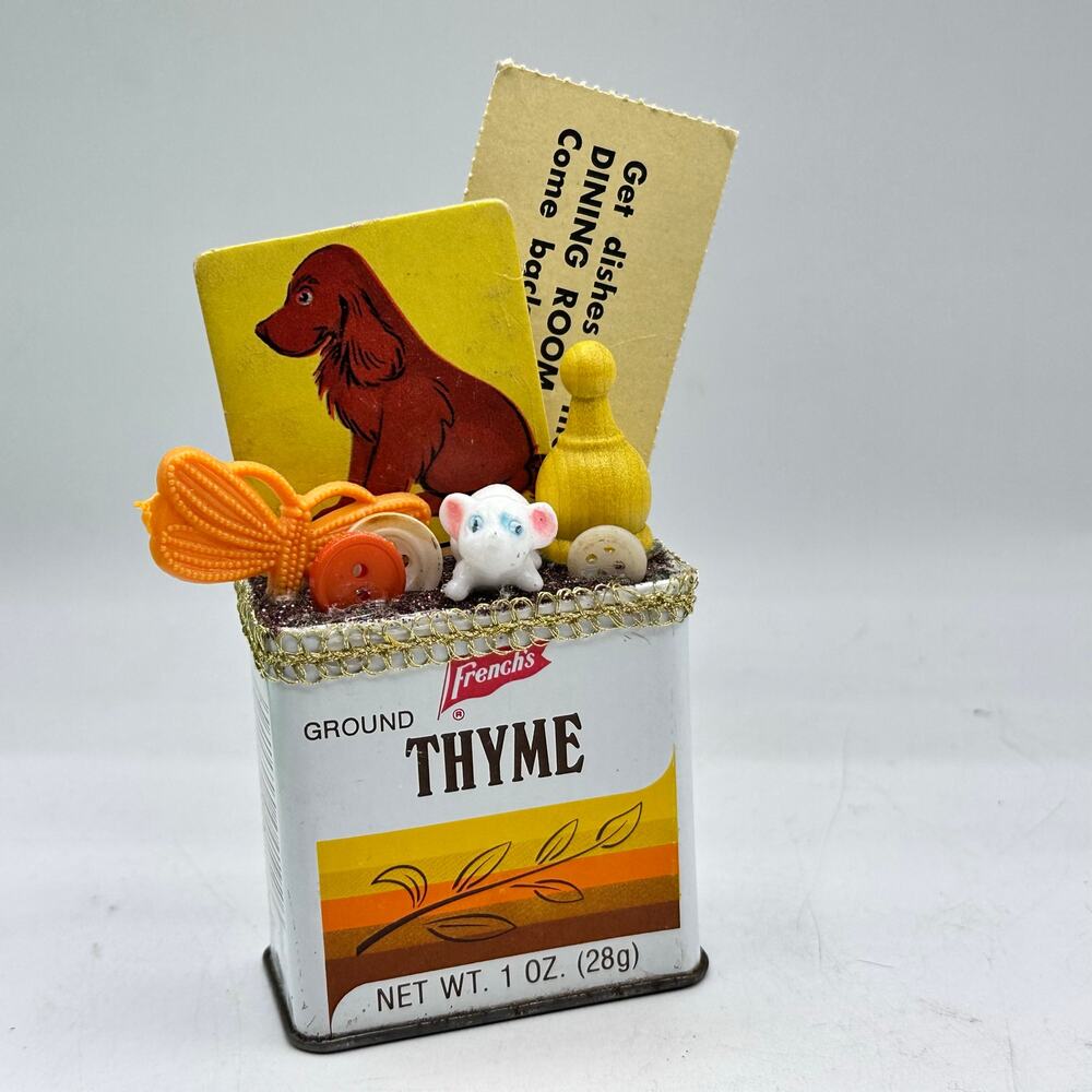 SUPER KITSCH Old Thyme Assemblage - Vintage Toys and Tchotchkes - Picture 5 of 6